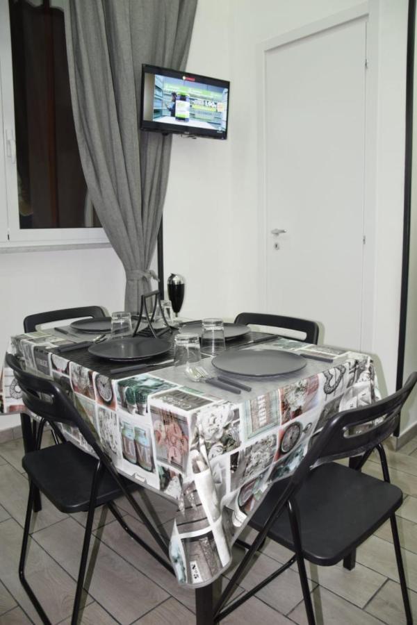 Cassini'S House Apartment Napoli Bagian luar foto